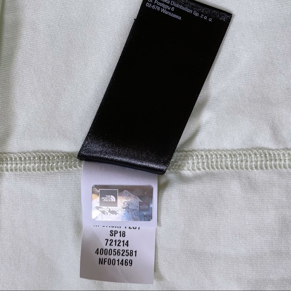 The North Face Women’s On The Go FlashDry Tank Top - Picture 6 of 6